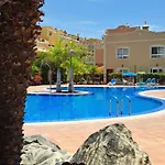 Casa Nora * بالم مار