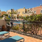 Casa Nora * بالم مار
